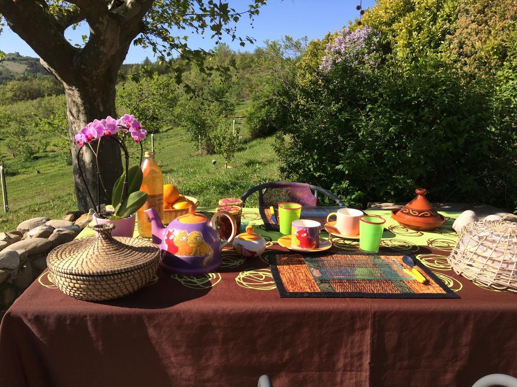 Les Gîtes d'Eliane Laragne Extérieur photo